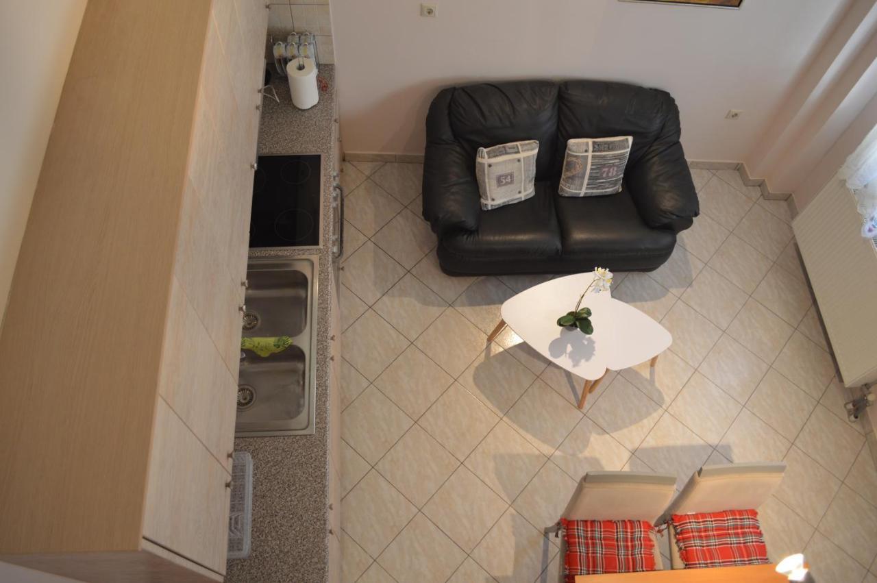 איגיו Anastasias Apartment Center City By Dimitropoulos מראה חיצוני תמונה