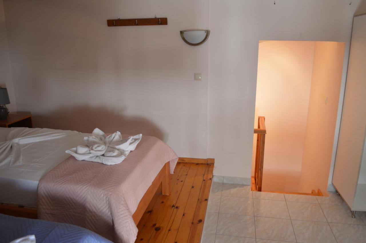 איגיו Anastasias Apartment Center City By Dimitropoulos מראה חיצוני תמונה